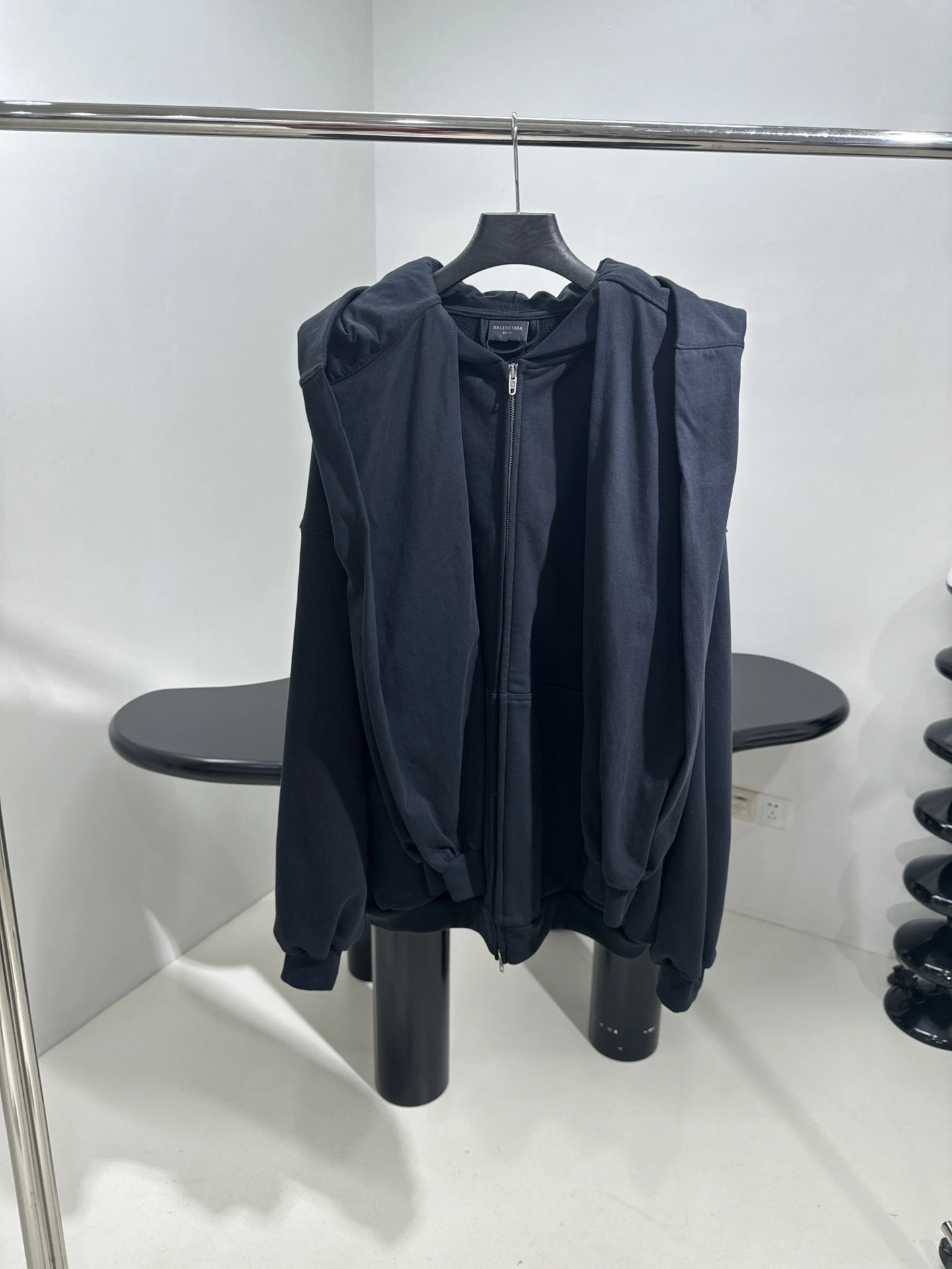 wg.luxury- 218593i16 UNITY SPORTS ICON INCOGNITO HOODIE oversized item:D-F245K0802